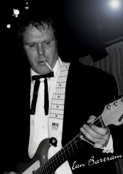 Ian Bartram - Dosch guitarist